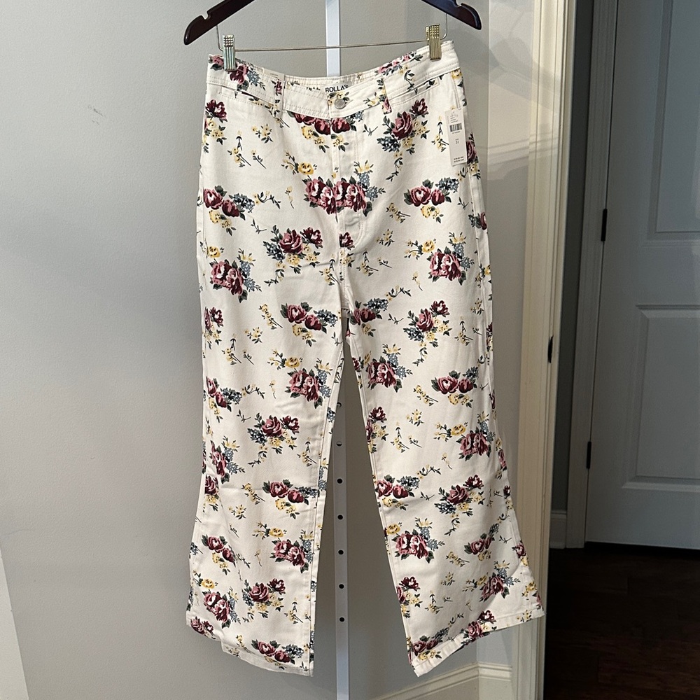 ROLLA'S Floral Patterned Apparel